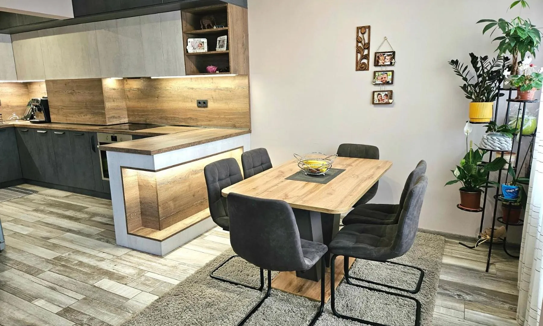 Beachside Apartment Center # 3 Varna